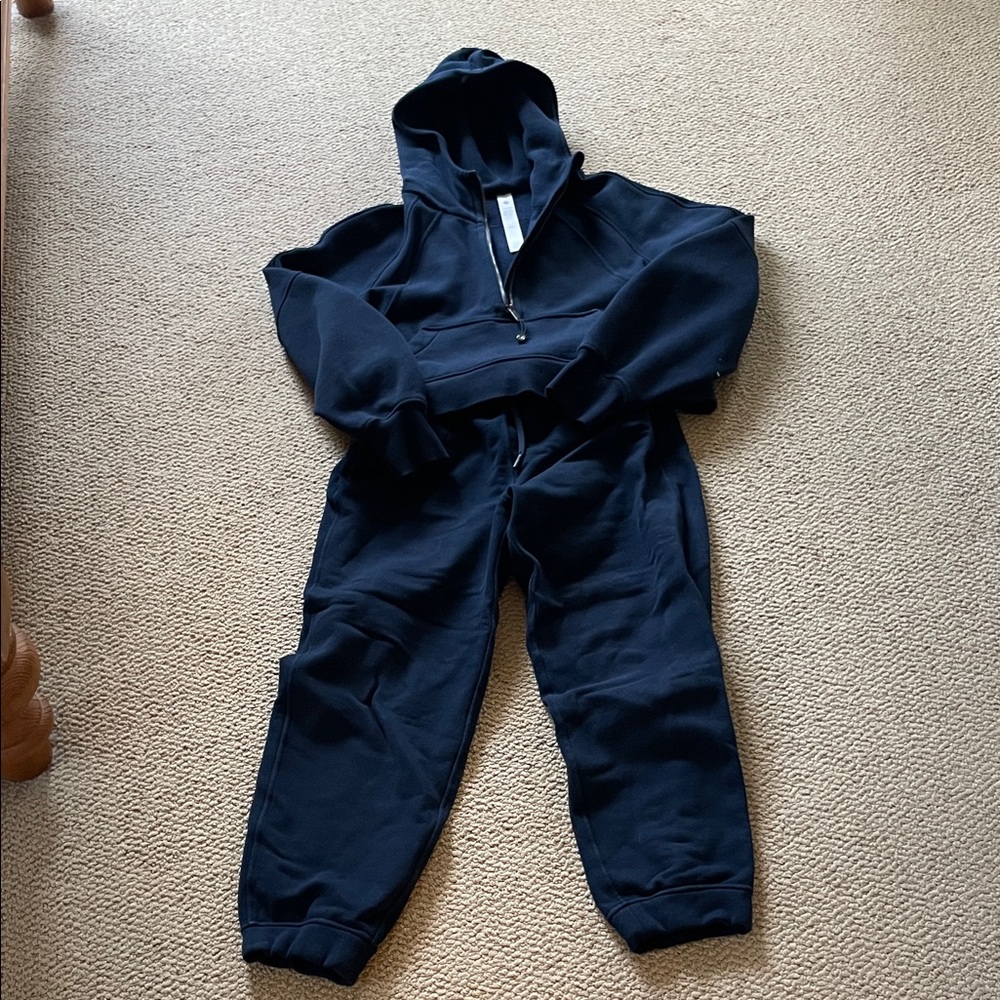 Lululemon Athletica Set Navy Hoodie and crop sweat pants